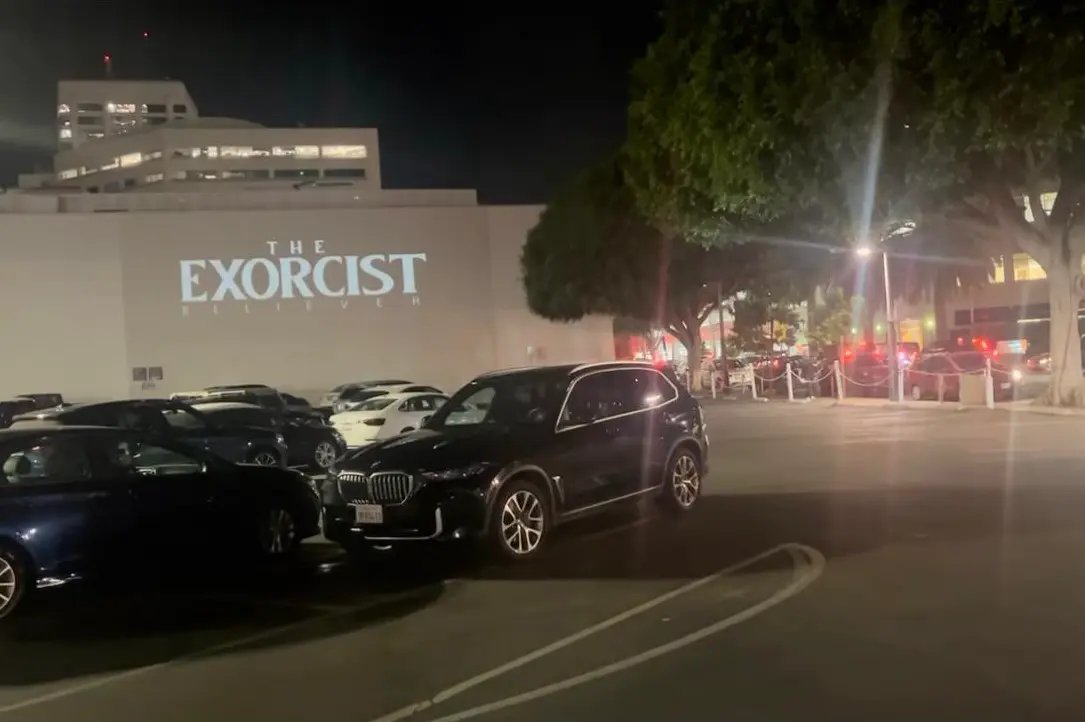 Projection advertising 3